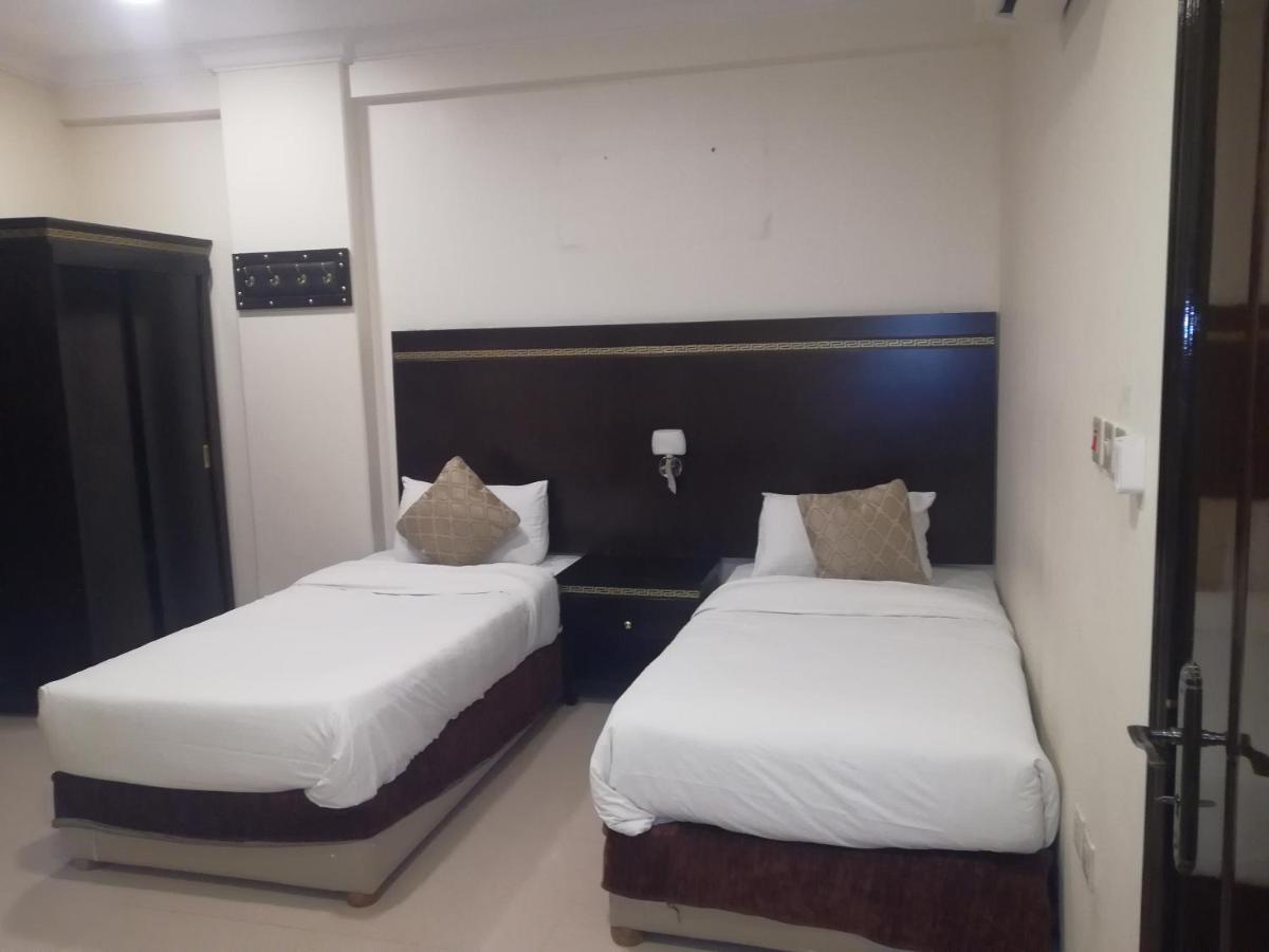 Al Masem Luxury Hotel Suites 3 Al Ahsa อัลโฮฟัฟ ภายนอก รูปภาพ
