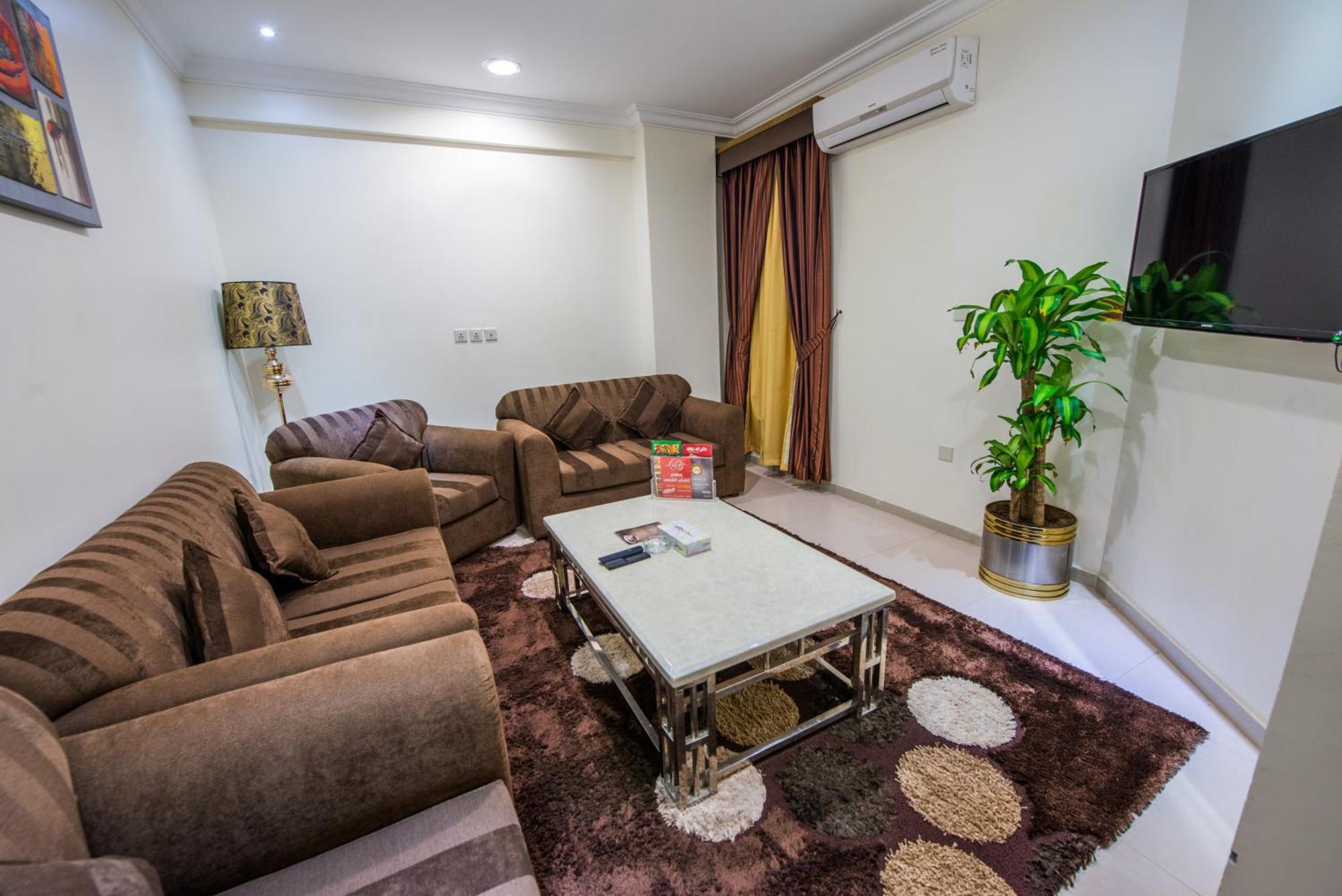 Al Masem Luxury Hotel Suites 3 Al Ahsa อัลโฮฟัฟ ภายนอก รูปภาพ