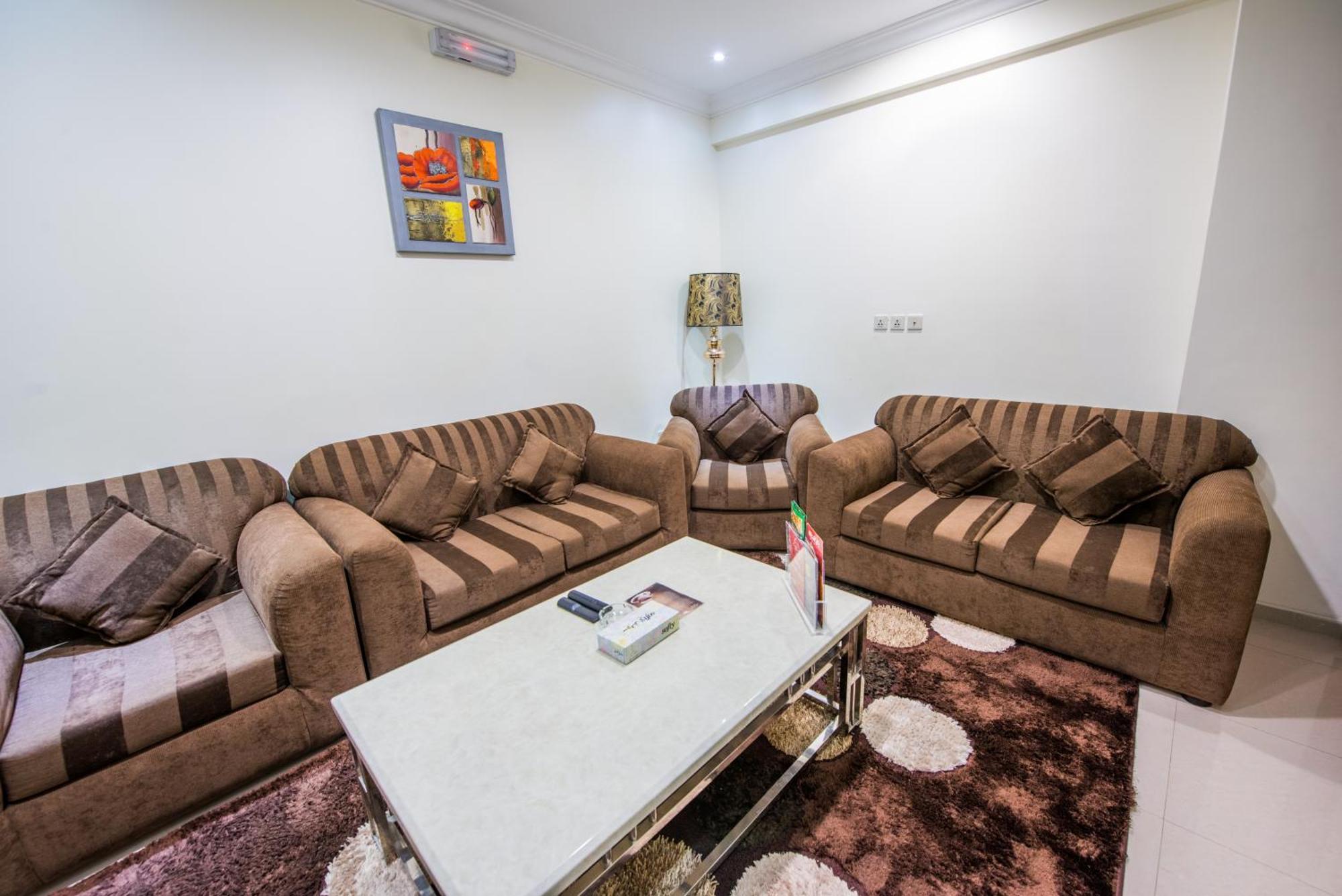 Al Masem Luxury Hotel Suites 3 Al Ahsa อัลโฮฟัฟ ภายนอก รูปภาพ